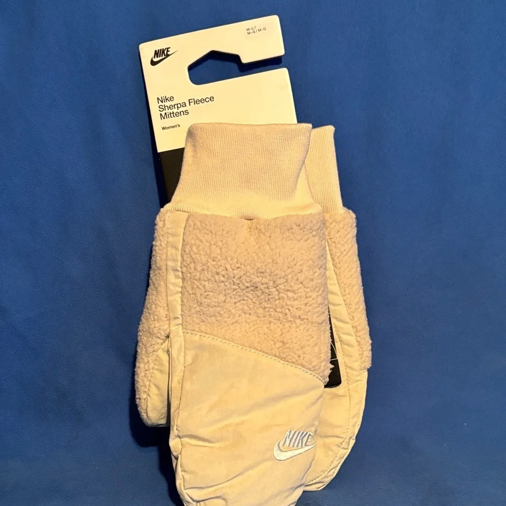 Nike cozy sherpa